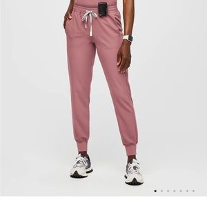 Figs Mari skinny jogger short pants